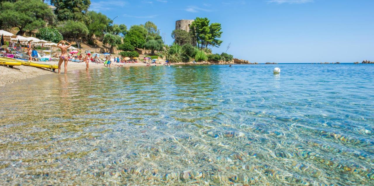 A Su Santu Nigola Appartement Baunei Buitenkant foto